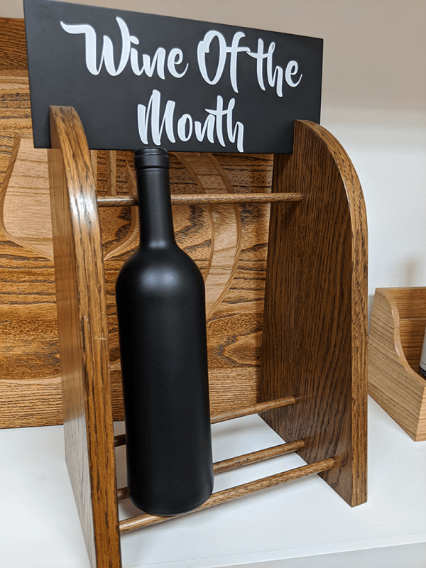 a wine botttle holder with personaised header a wine botttle holder with personaised header