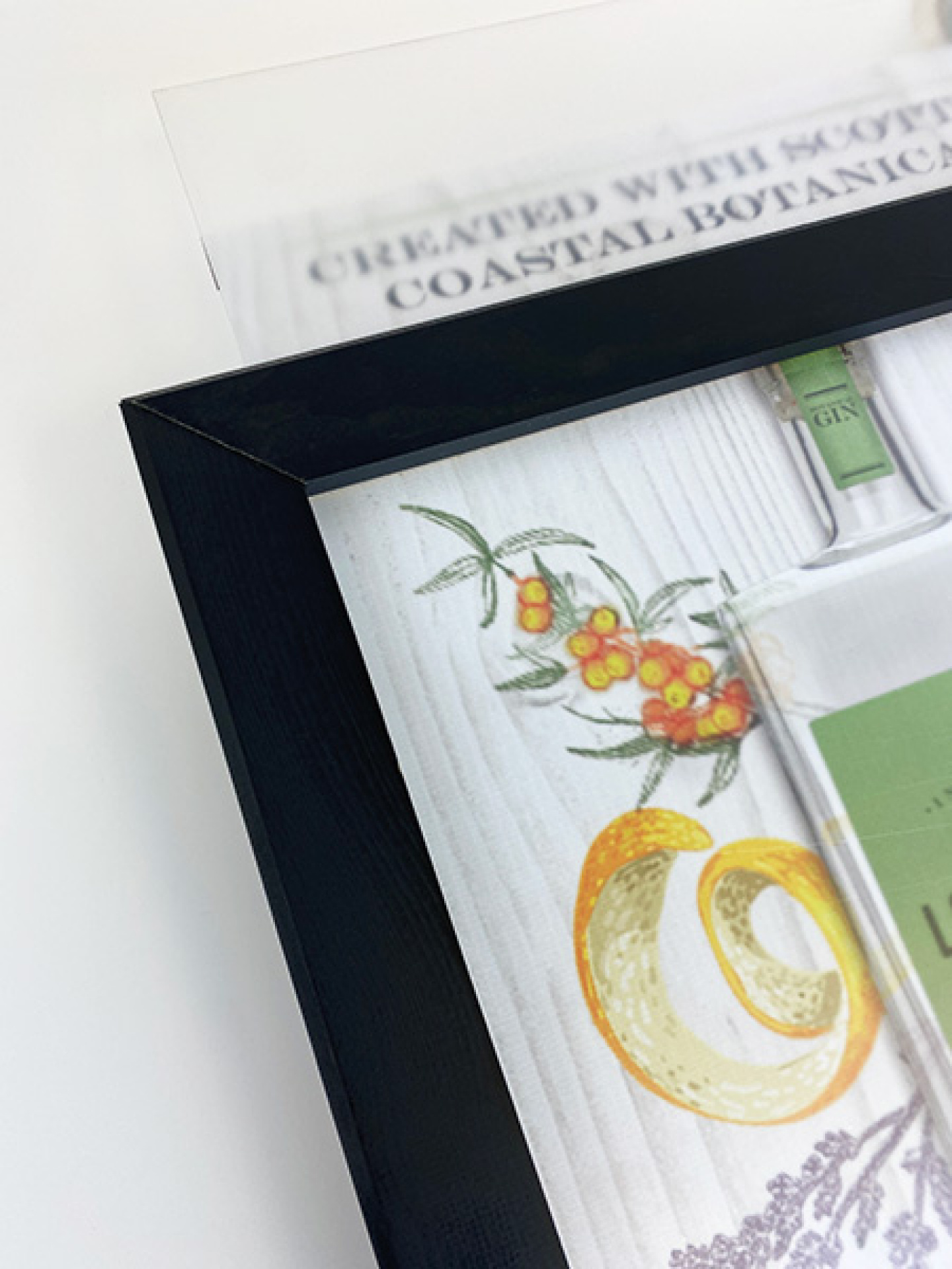 Black sliding poster frame for displaying posters on walls