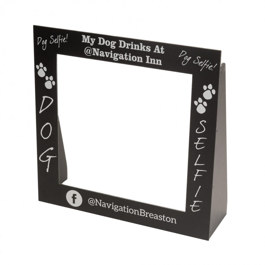 A selfie frame for dogs