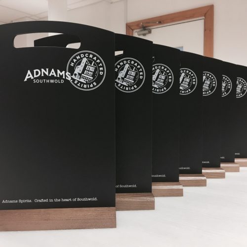 Chalkboard table talker with handle cutout