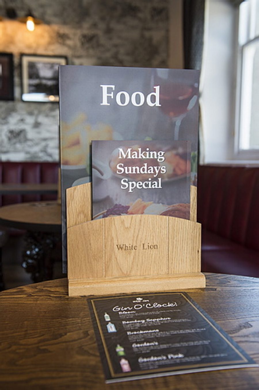 Wooden menu holder with 3 sections